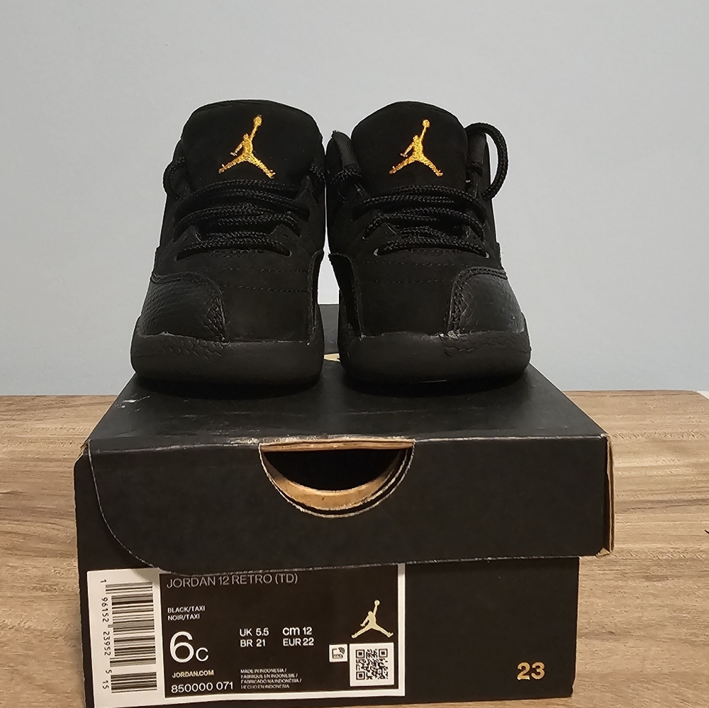 Jordan 12 black and gold 6c